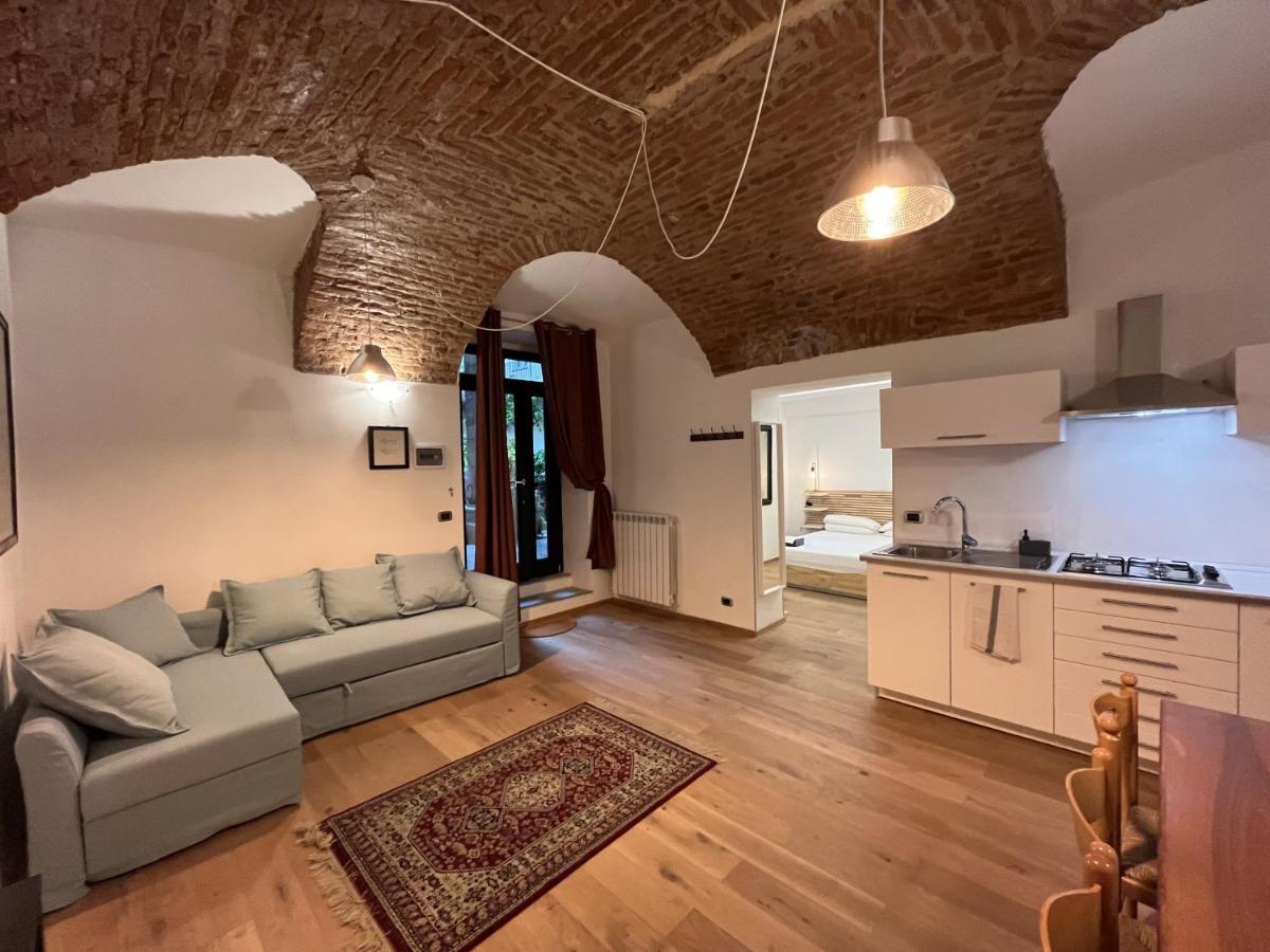 Suite The Brick - Host By Traveller'S Nest Турин Экстерьер фото